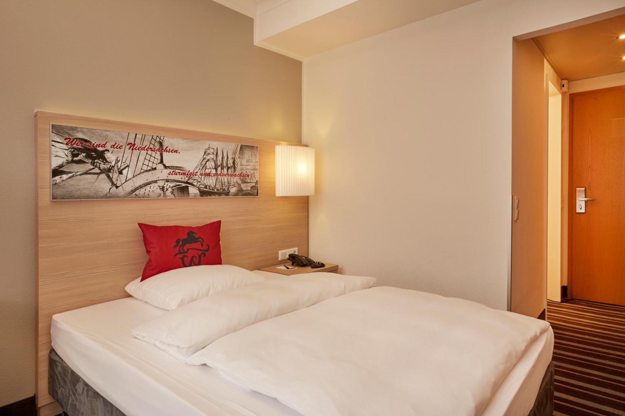 H+ Hotel Stade Herzog Widukind Экстерьер фото